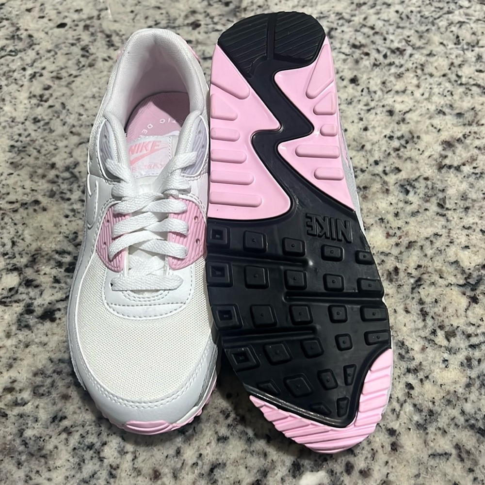 Nike Air Max tennis shoes.  Size 9.  Never worn!